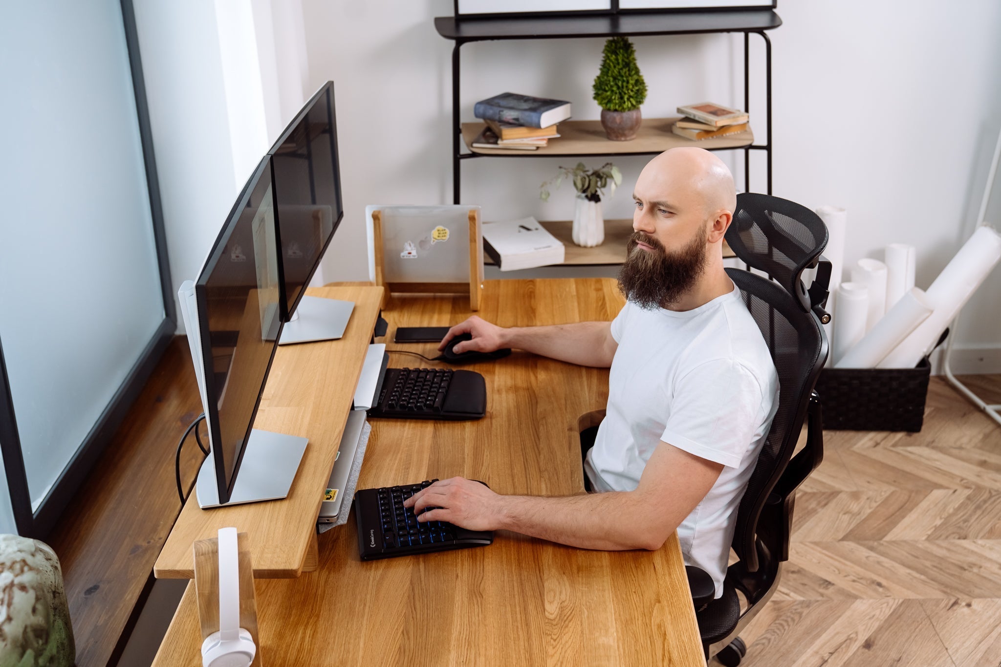 ТОП ПОРАД ПРИ СИДЯЧІЙ РОБОТІ - TEHNOTABLE