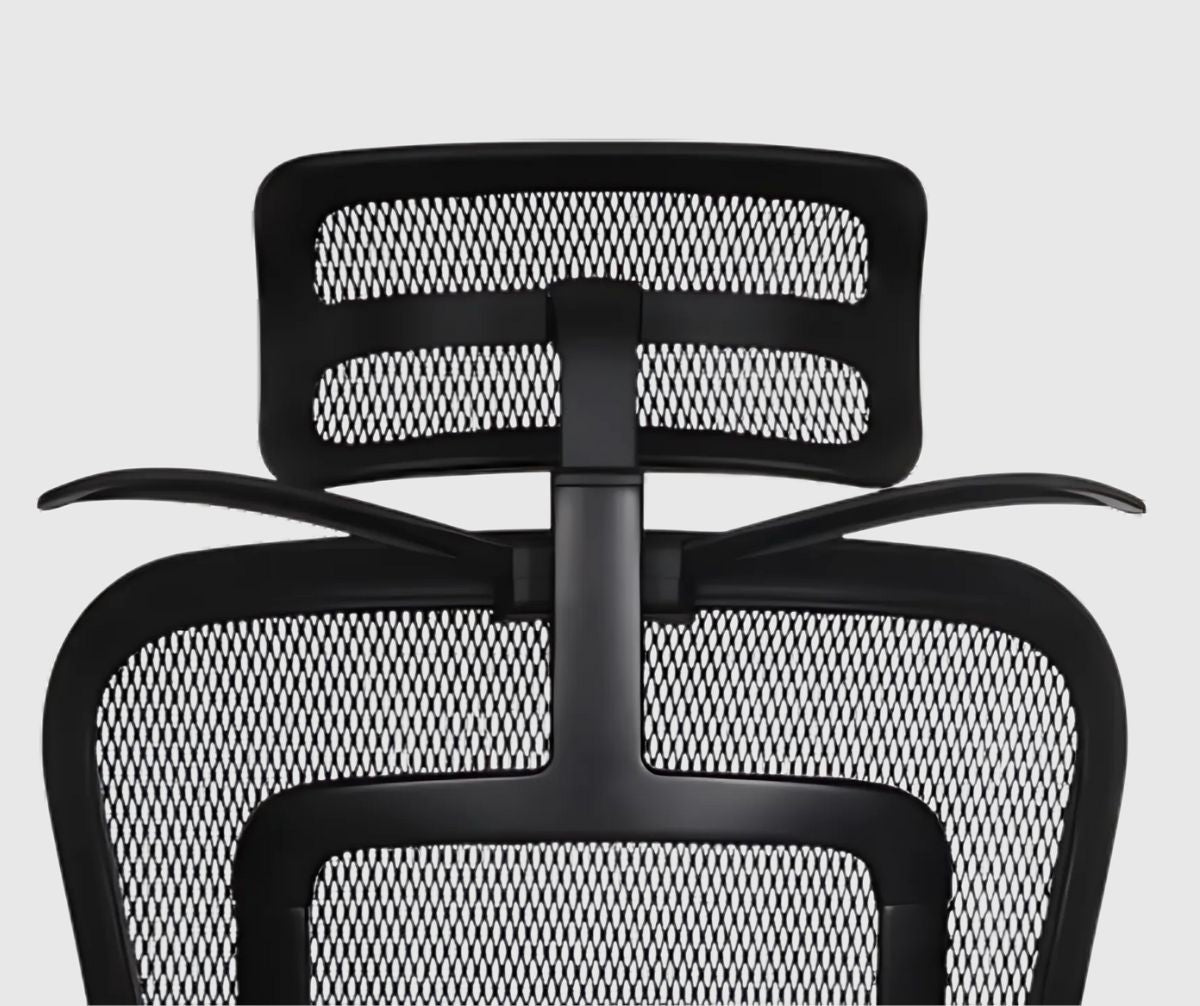 Ергономічне крісло Ergohuman Ultra All Black із 4D підлокітниками та сітчастою спинкою