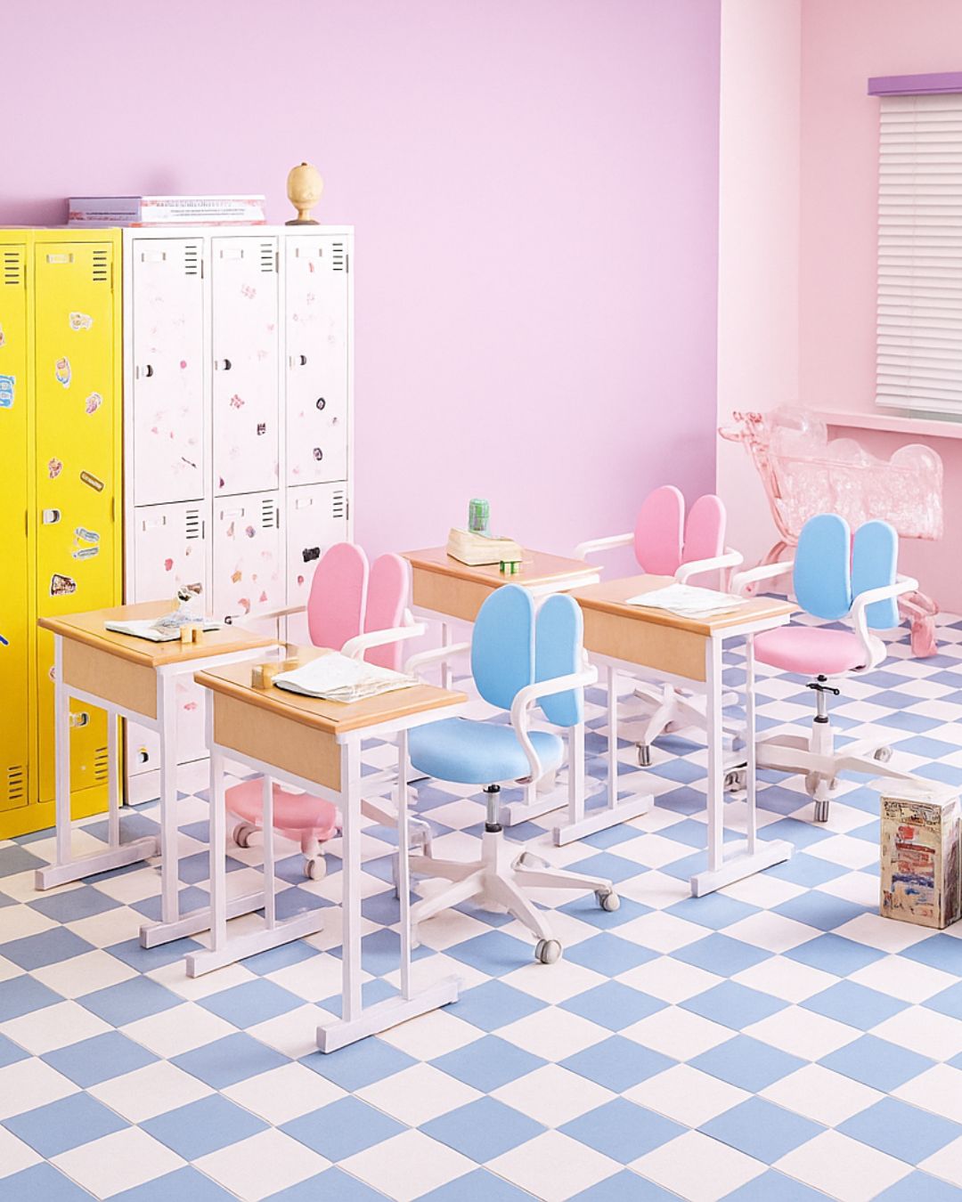 Крісло для дітей DUOREST MILKY з ортопедичною спинкою та регулюванням висоти