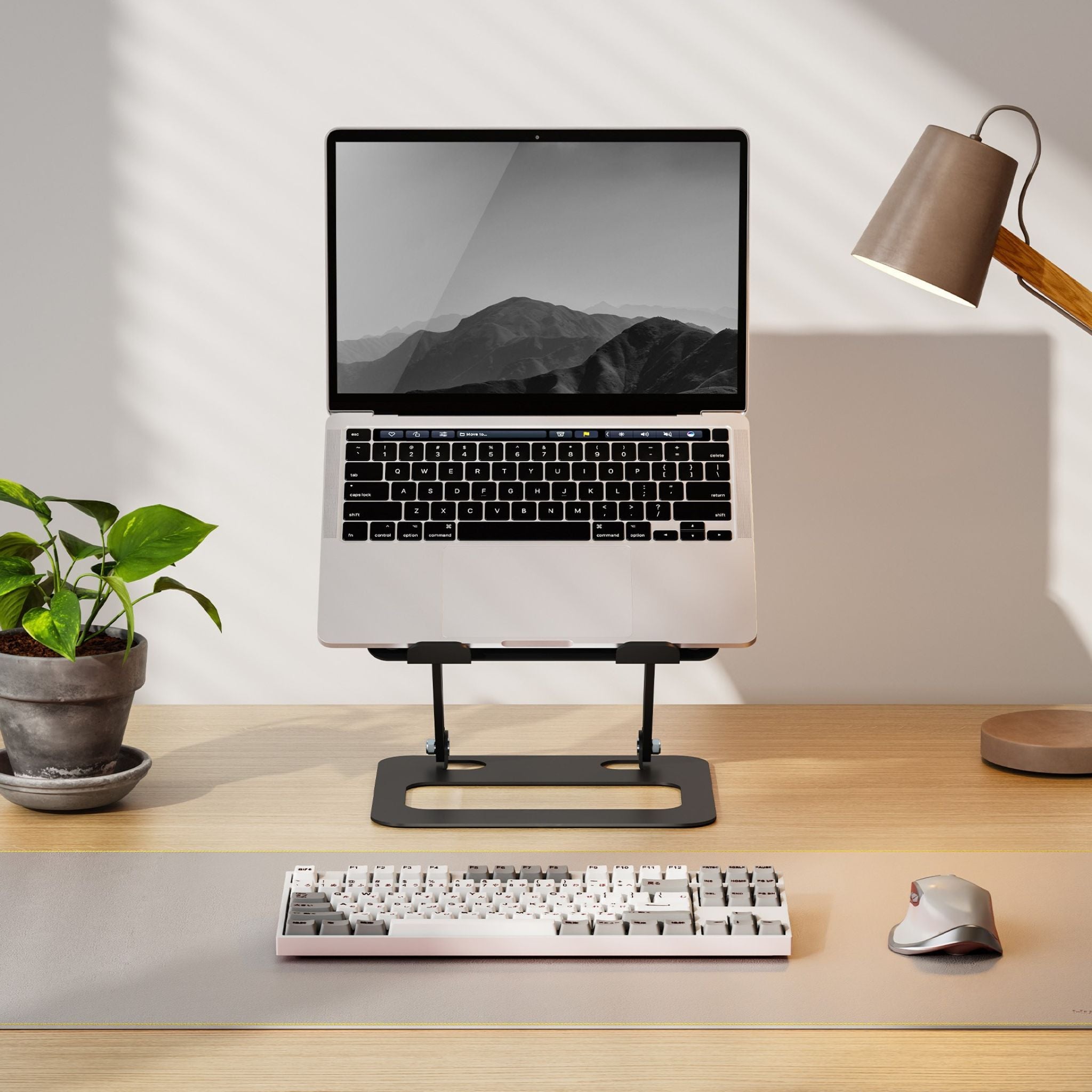 Металева підставка для ноутбука з силіконовими накладками проти ковзання