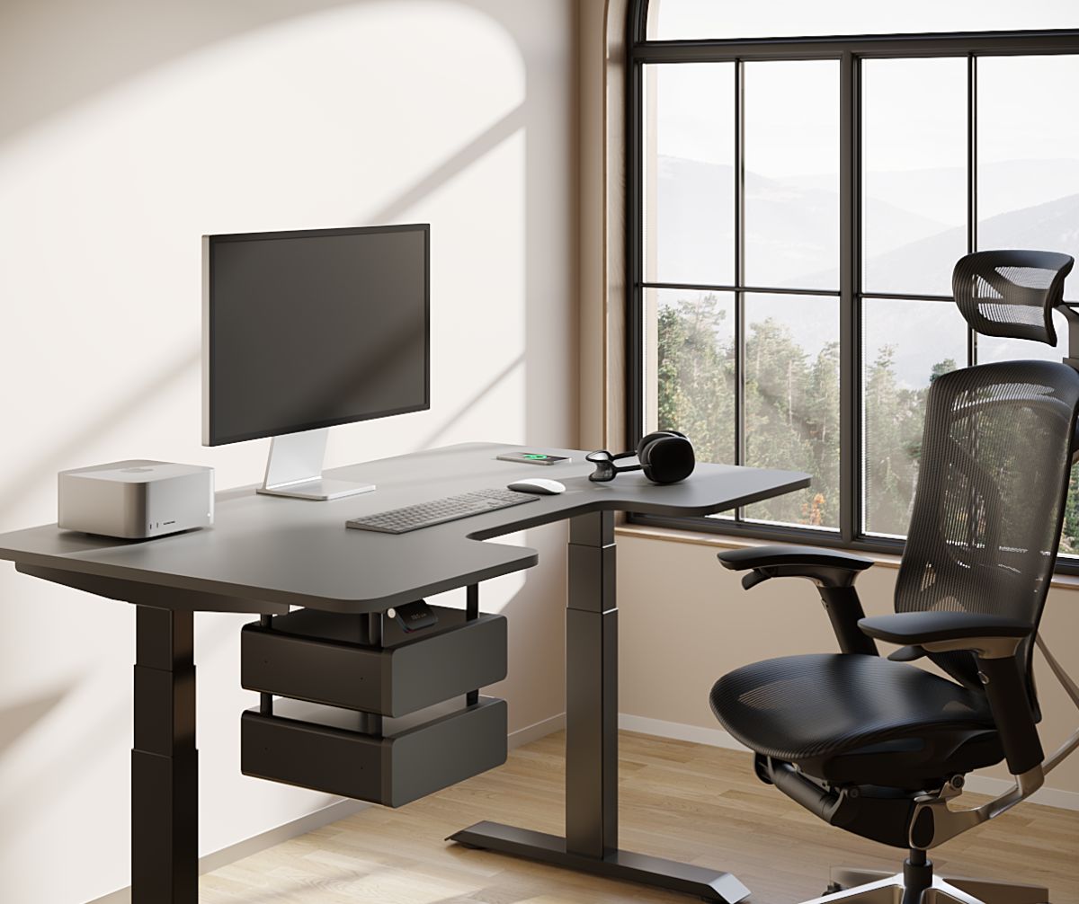 Стіл RockSolid з регулюванням висоти та стільницею з ДСП