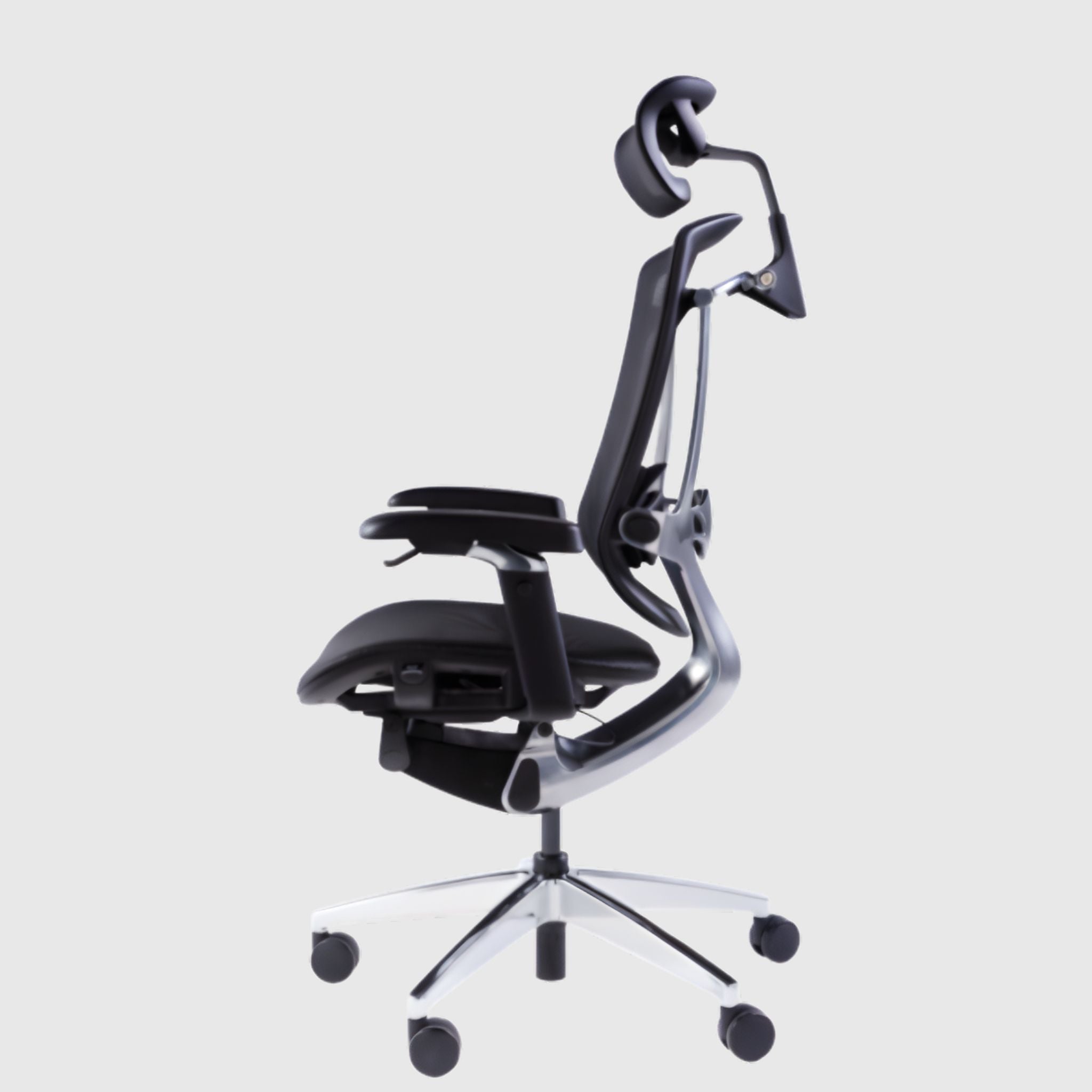 Деталь ергономічного крісла GTCHAIR Marrit X — сітчаста спинка з регульованою поперековою підтримкою