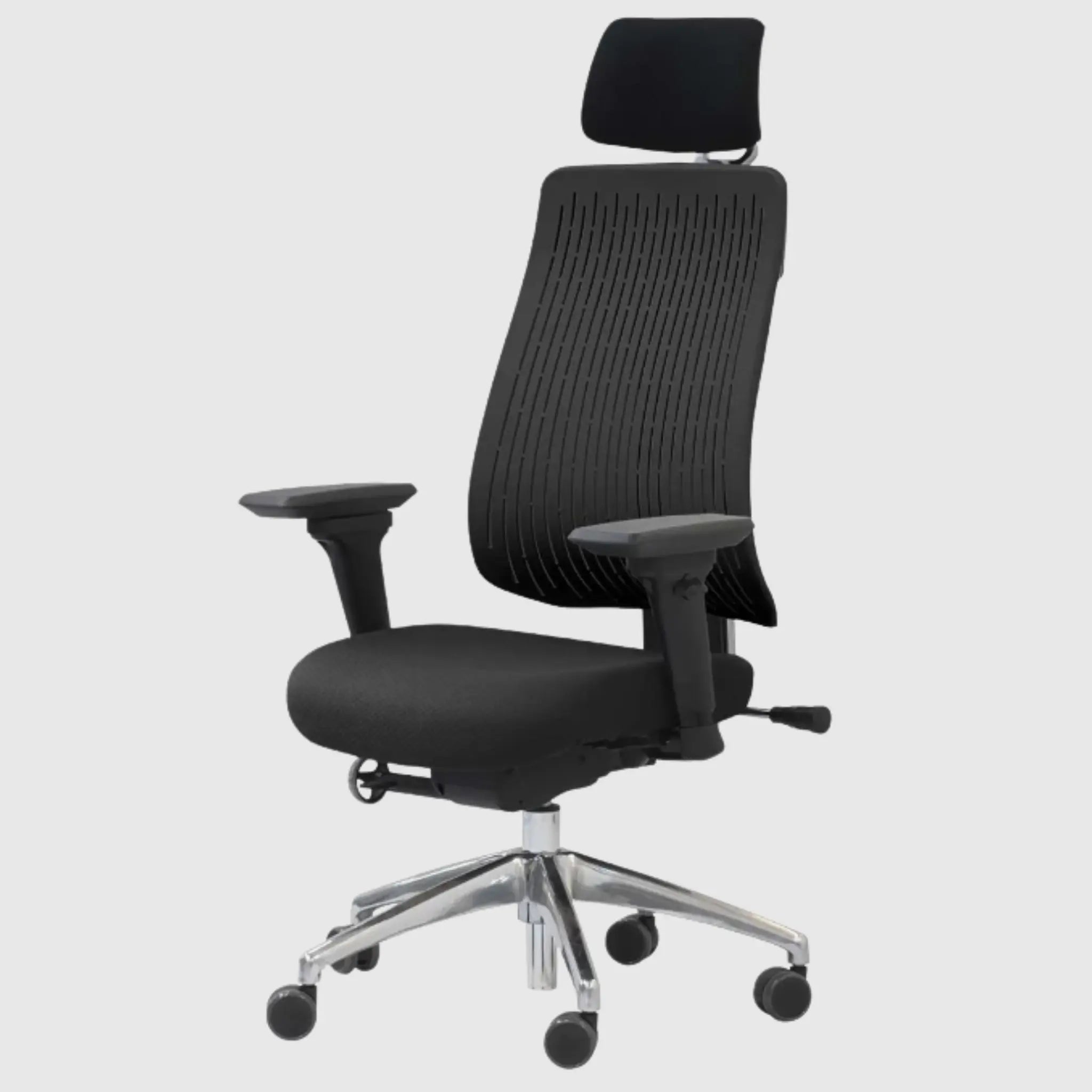 Ергономічне офісне крісло COMF-PRO TRULY BLACK для високих людей з підголівником та регулюванням