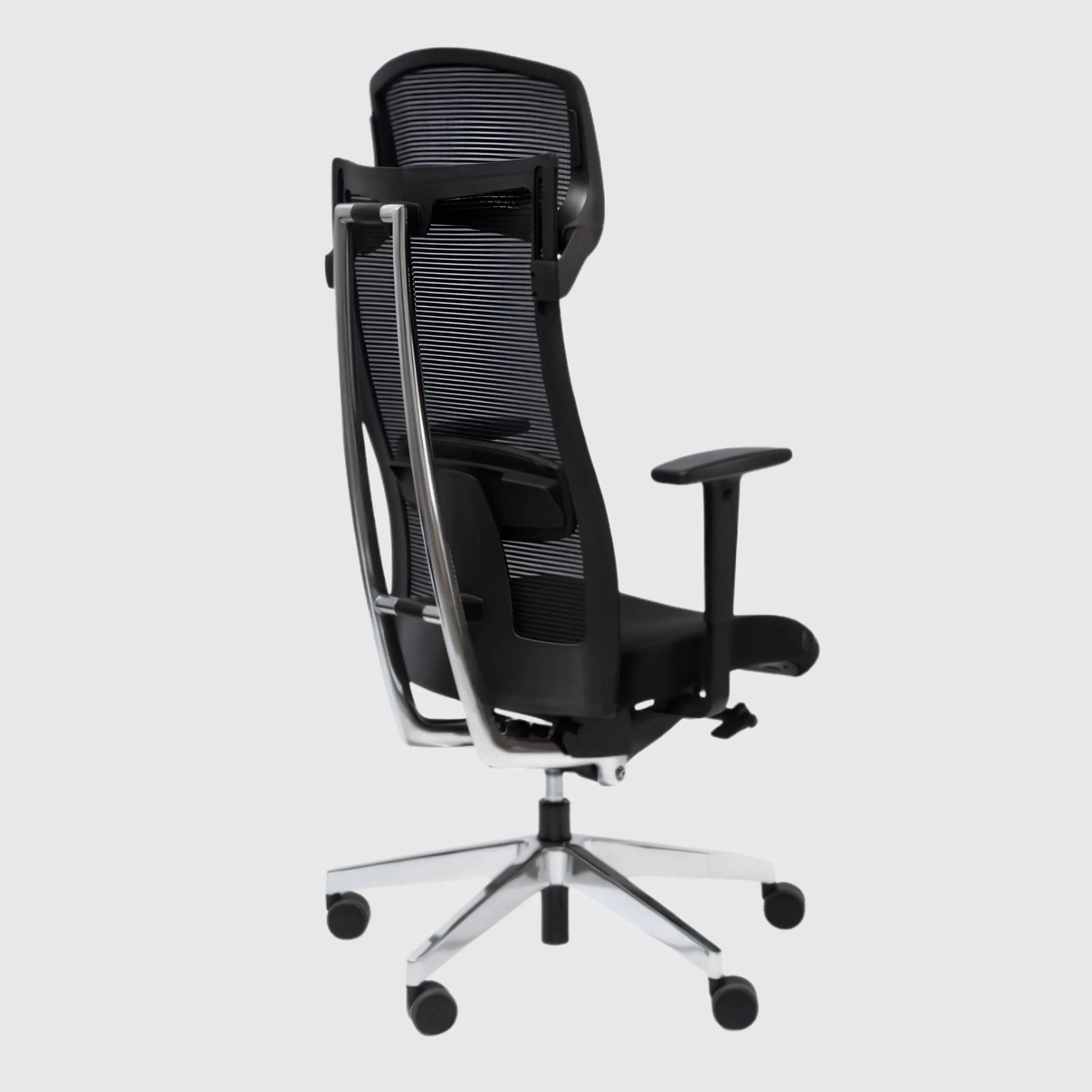 Крісло для високих людей до 200 см і 150 кг PROFIM ACTION 115 SFL — ергономічне офісне крісло з сіткою та регулюваннями