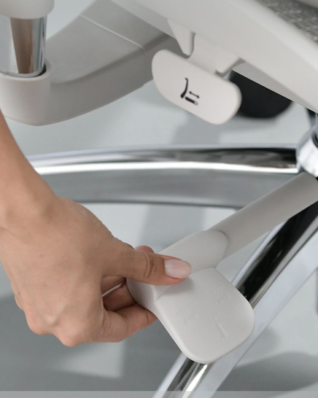 Крісло офісне Sihoo DORO S100 Mesh з сітчастою спинкою, регулюванням висоти та підтримкою попереку