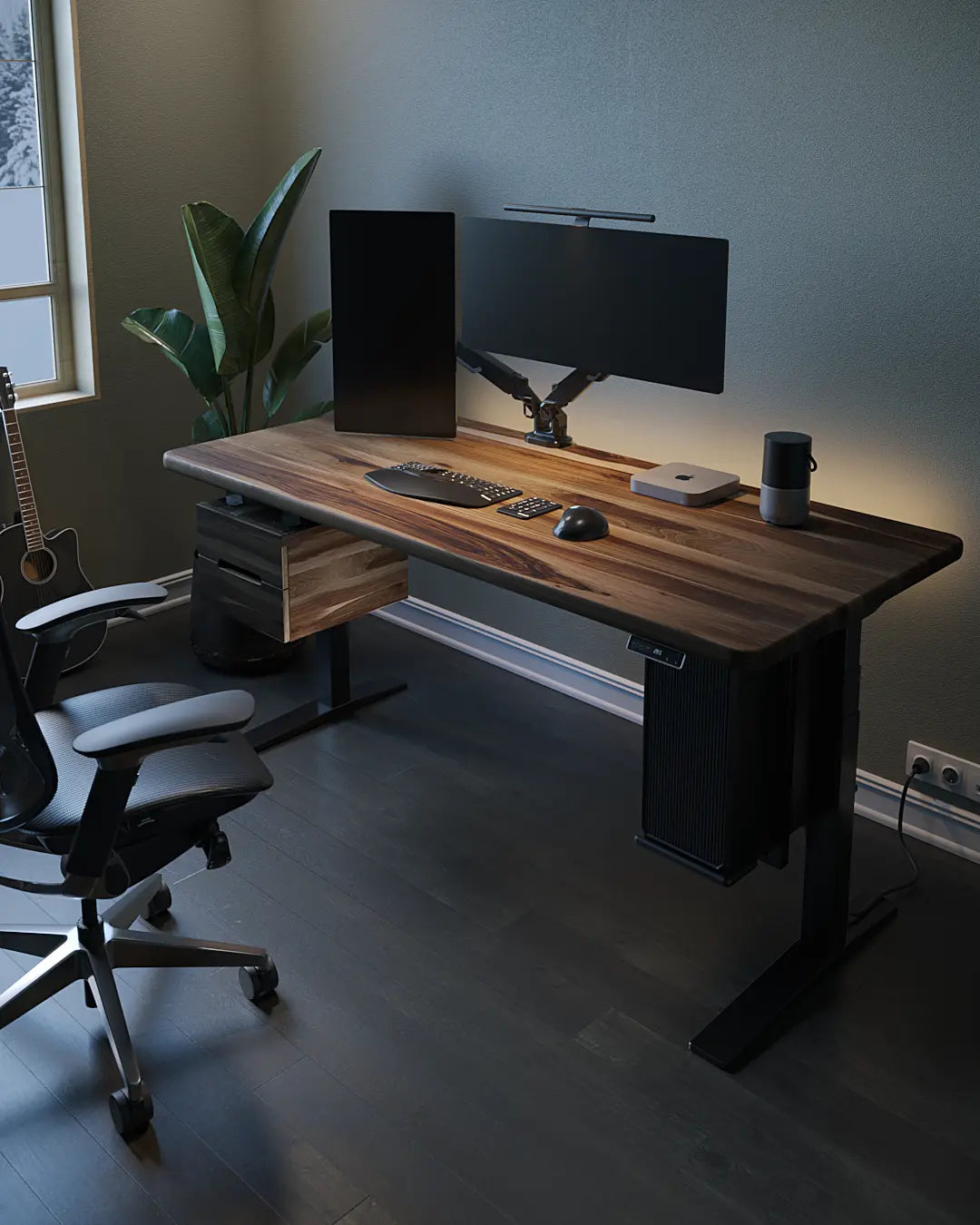 Стіл з регулюванням висоти Streamline з масивною дерев’яною стільницею 40 мм